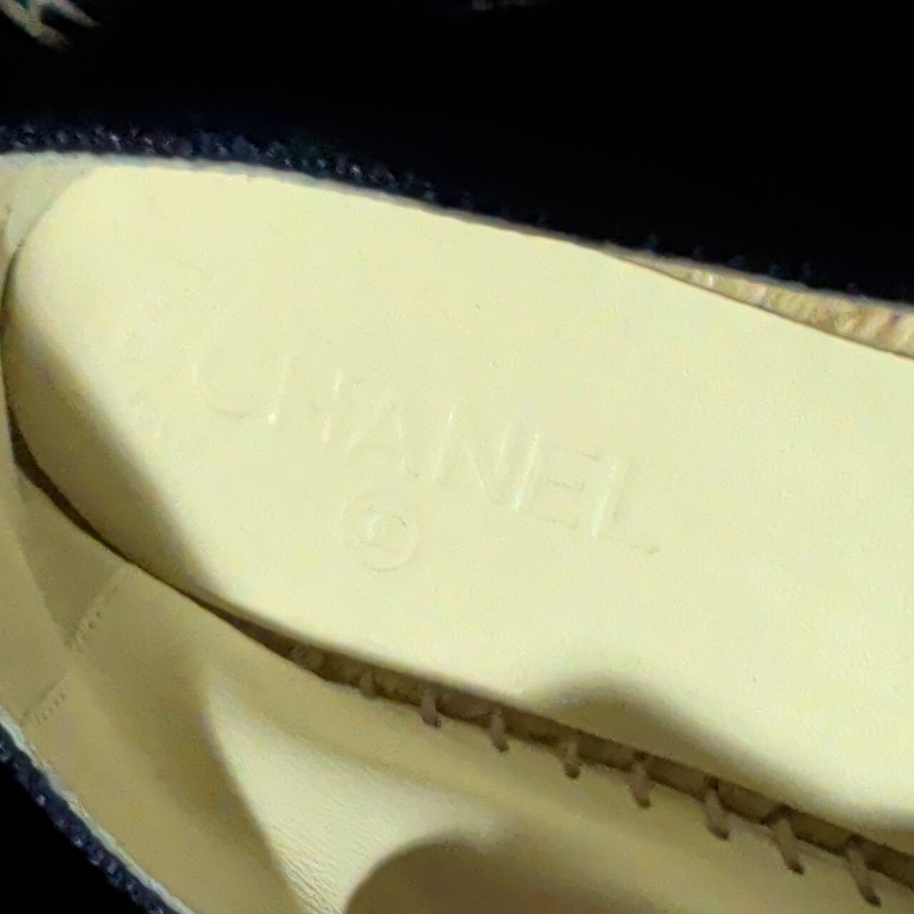 RARE Sz 42 CHANEL Dark Blue Espadrilles with Black Toe - Picture 3 of 9
